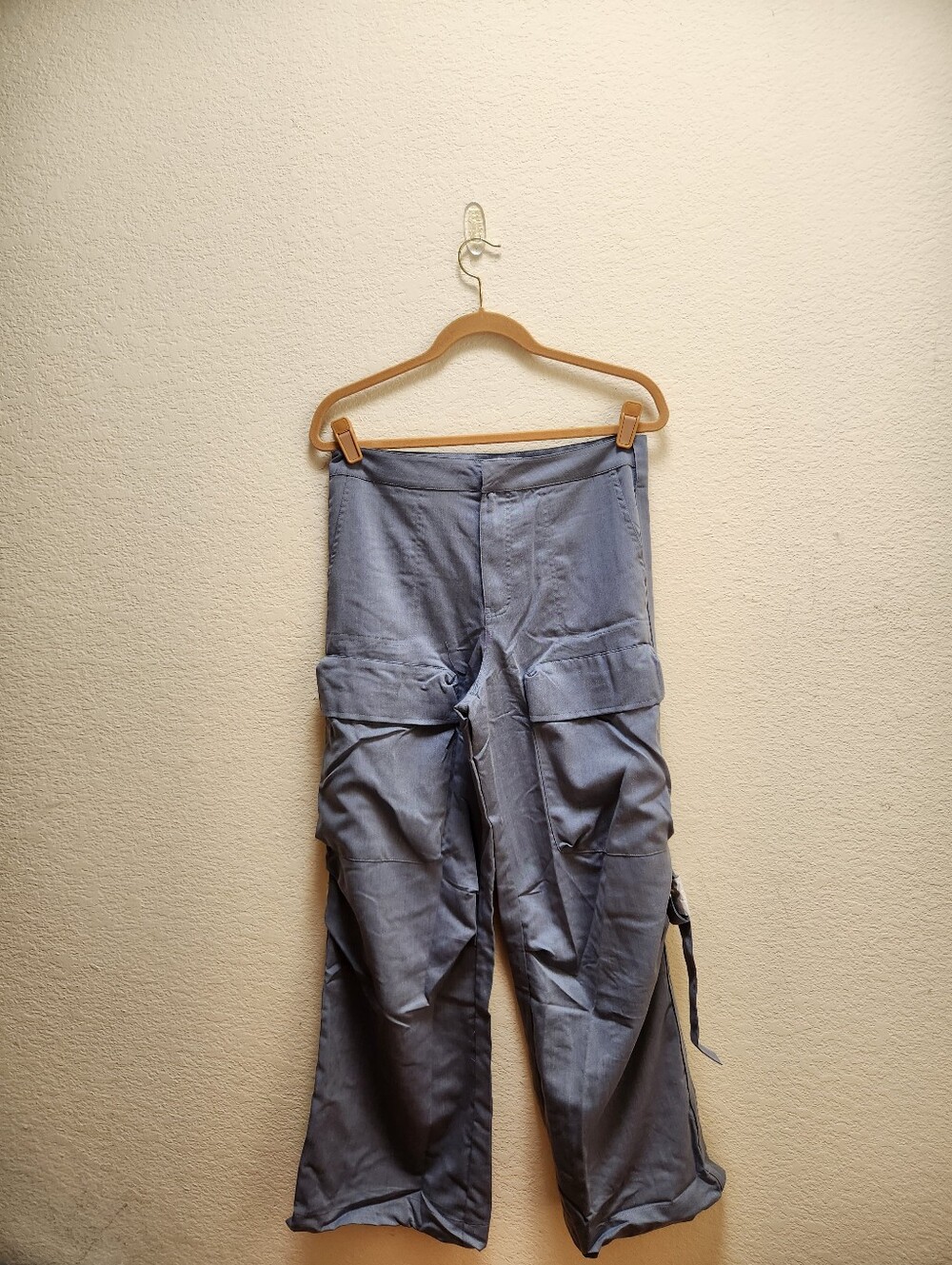 Talulah Gray Multi Pocket Wide Leg Cargo Pants Slacks Size Medium